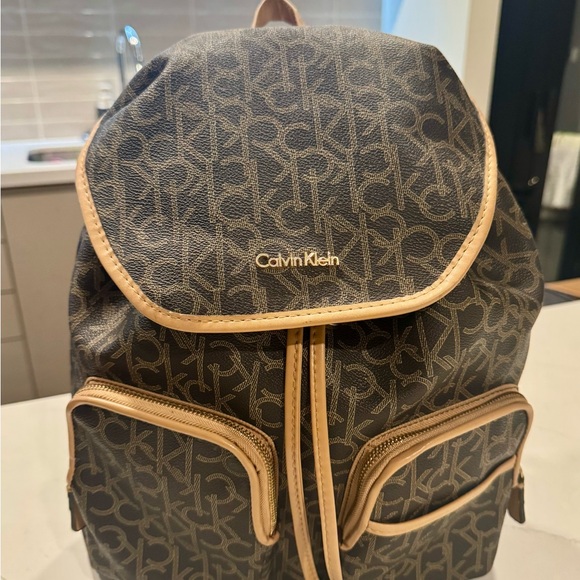 Calvin Klein Signature Collection Back Pack - Picture 2 of 10